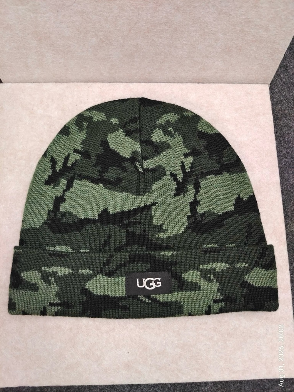 NWOT UGG Men's Camo Knit Beanie in Dark Green and Black OS